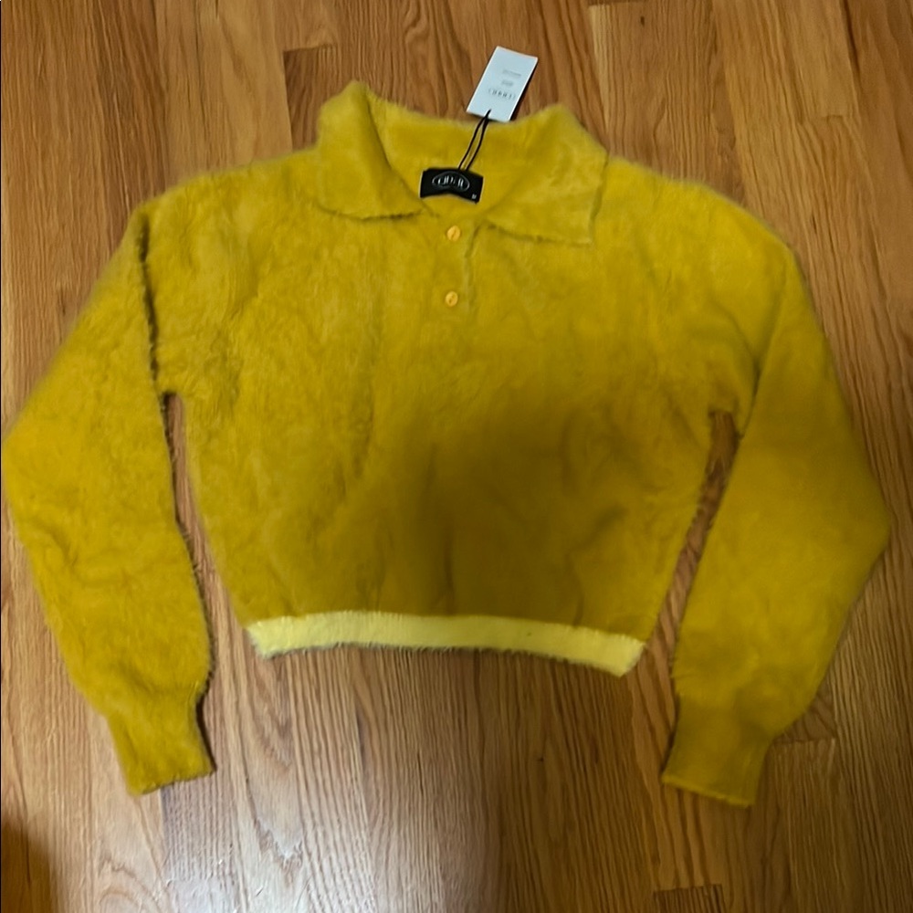 Cider Yellow Fuzzy Cropped Sweater